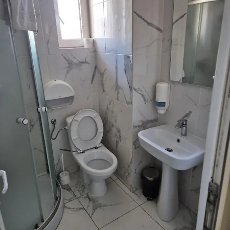 Hagiului 2* Bükreş